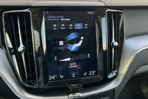 VOLVO XC60 2.0 DIESEL - 2019год / 192356km 15
