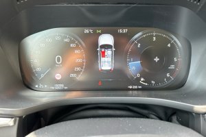 VOLVO XC60 2.0 DIESEL - 2019год / 192356km 17