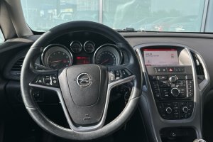 OPEL ASTRA NOTCHBACK 1.6 PETROL/TNG - 2017год / 131606km 13