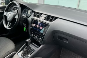 SKODA OCTAVIA 2.0 TDI DIESEL - 2018год / 107800km 9