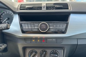 SKODA FABIA 1.0 MPI PETROL - 2018год / 91000km 19