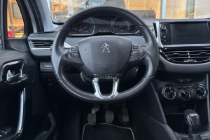 PEUGEOT 1.2 PETROL - 2014год / 143642km 11