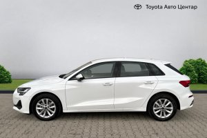AUDI A3 SPORTBACK 1.5TSI PETROL - 2025год / 2000km 4