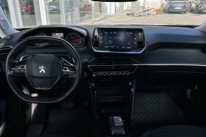 PEUGEOT 2008 1.2T PETROL - 2022год / 89575km 10