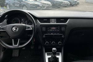 SKODA OCTAVIA 1.6 TDI DIESEL - 2018год / 93390km 10