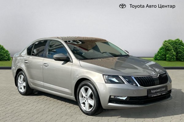 SKODA OCTAVIA 1.6 TDI DIESEL - 2018год / 93390km