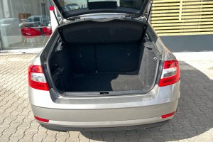 SKODA OCTAVIA 1.6 TDI DIESEL - 2018год / 93390km 8