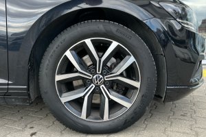 VOLKSWAGEN PASSAT 1.5TSI DSG PETROL - 2021год / 133137km 18