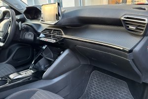 PEUGEOT 2008 1.2T PETROL - 2022год / 96208km 9