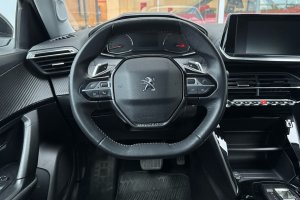 PEUGEOT 2008 1.2T PETROL - 2022год / 118515km 11