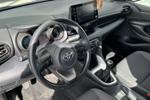 TOYOTA YARIS 1.5 BI-TONE PETROL - 2020год / 17153km 12