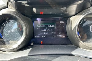 TOYOTA YARIS 1.5 BI-TONE PETROL - 2020год / 17153km 14