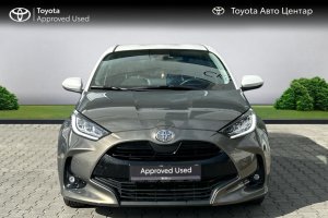 TOYOTA YARIS 1.5 BI-TONE PETROL - 2020год / 17153km 1