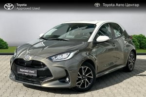 TOYOTA YARIS 1.5 BI-TONE PETROL - 2020год / 17153km 2