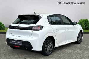 PEUGEOT 208 1.2 PETROL - 2021год / 97348km 5