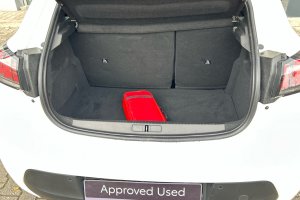 PEUGEOT 208 1.2 PETROL - 2021год / 97348km 8