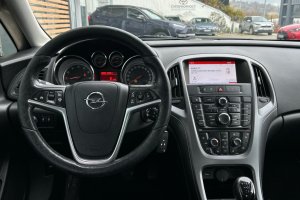 OPEL ASTRA NOTCHBACK 1.4 PETROL - 2019год / 97300km 11