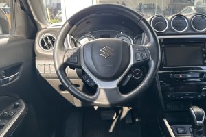 SUZUKI VITARA 1.5 HYBRID - 2022год / 116331km 11