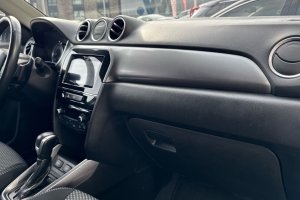 SUZUKI VITARA 1.5 HYBRID - 2022год / 121900km 9