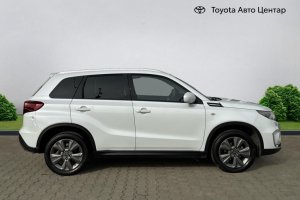 SUZUKI VITARA 1.5 HYBRID - 2022год / 121900km 3