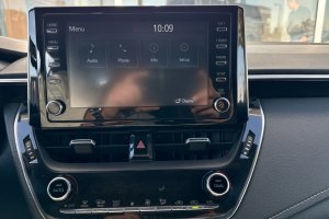 TOYOTA COROLLA 1.2T PETROL EXECUTIVE - 2019год / 184933km 17