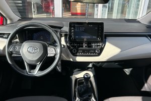 TOYOTA COROLLA 1.5 PETROL EXECUTIVE - 2021год / 71572km 10