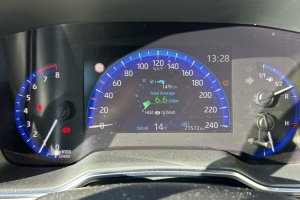 TOYOTA COROLLA 1.5 PETROL EXECUTIVE - 2021год / 71572km 14