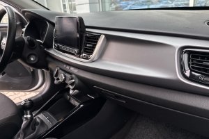 KIA RIO 1.2 PETROL - 2020год / 9033km 9