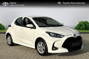 TOYOTA YARIS 1.5 HYBRID CVT - 2023год / 15328km 0