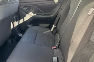 TOYOTA YARIS 1.5 HYBRID CVT - 2023год / 15328km 25