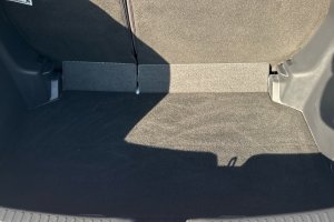 TOYOTA YARIS 1.5 HYBRID CVT - 2023год / 15328km 8