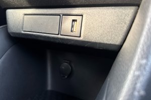 TOYOTA YARIS 1.5 HYBRID CVT - 2020год / 140059km 18