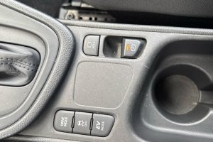 TOYOTA YARIS 1.5 HYBRID CVT - 2020год / 140059km 19