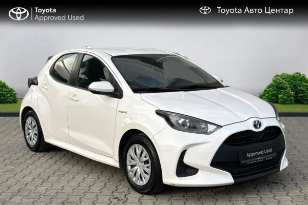 TOYOTA YARIS 1.5 HYBRID CVT - 2020год / 140059km