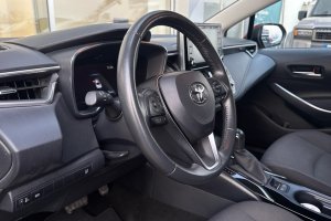 TOYOTA COROLLA 1.6 PETROL EXECUTIVE + A/T - 2019год / 66802km 9