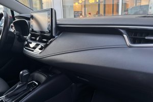 TOYOTA COROLLA 1.6 PETROL EXECUTIVE + A/T - 2019год / 66802km 10