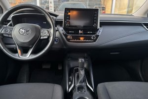 TOYOTA COROLLA 1.6 PETROL EXECUTIVE + A/T - 2019год / 66802km 11