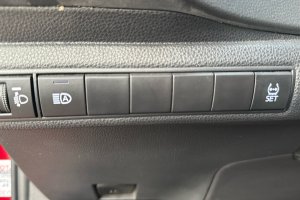 TOYOTA COROLLA 1.6 PETROL EXECUTIVE + A/T - 2019год / 66802km 16