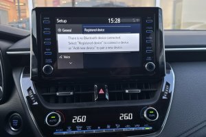 TOYOTA COROLLA 1.6 PETROL EXECUTIVE + A/T - 2019год / 66802km 17