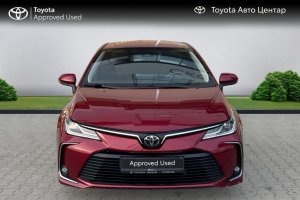 TOYOTA COROLLA 1.6 PETROL EXECUTIVE + A/T - 2019год / 66802km 1