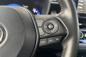 TOYOTA COROLLA 1.6 PETROL EXECUTIVE + A/T - 2019год / 66802km 21