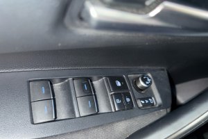 TOYOTA COROLLA 1.6 PETROL EXECUTIVE + A/T - 2019год / 66802km 24