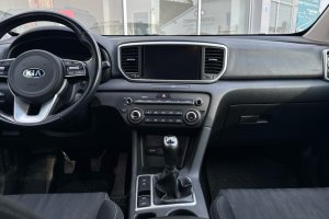 KIA SPORTAGE 1.6 PETROL - 2020год / 92236km 10