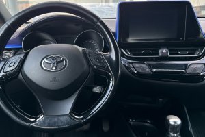 TOYOTA C-HR 1.8 HYBRID BI-TONE CVT City - 2017год / 166155km 13
