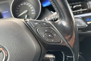 TOYOTA C-HR 1.8 HYBRID BI-TONE CVT City - 2017год / 166155km 21