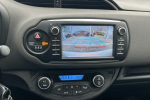 TOYOTA YARIS 1.5 HYBRID CVT LUNA - 2017год / 84300km 16