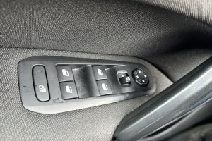 PEUGEOT 308 1.2T PETROL - 2021год / 140826km 23