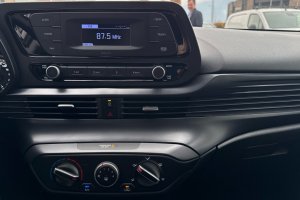 HYUNDAI I20 1.2 PETROL - 2020/2021год / 92888km 15