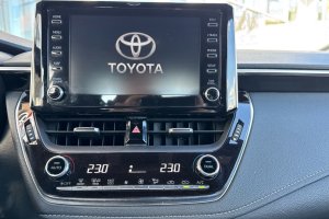 TOYOTA COROLLA 1.2T EXECUTIVE PETROL - 2019год / 37578km 17