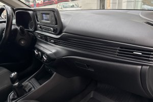 HYUNDAI I20 1.2 PETROL - 2020/2021год / 146038km 9